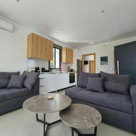 Myrteni Pool Ialysos (Rhodes)