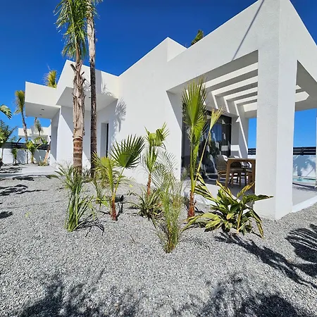 Myrteni Pool Villa *