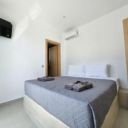 Myrteni Pool Ialysos (Rhodes)