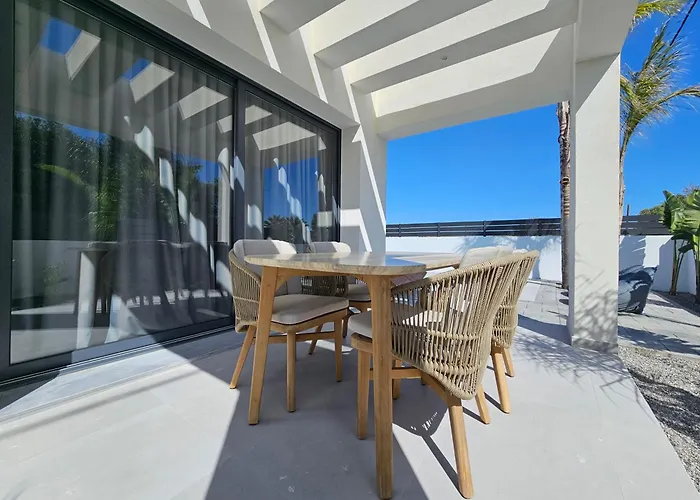 Myrteni Pool Villa *