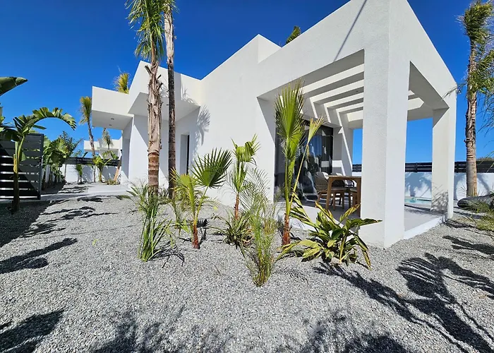 Myrteni Pool Villa *