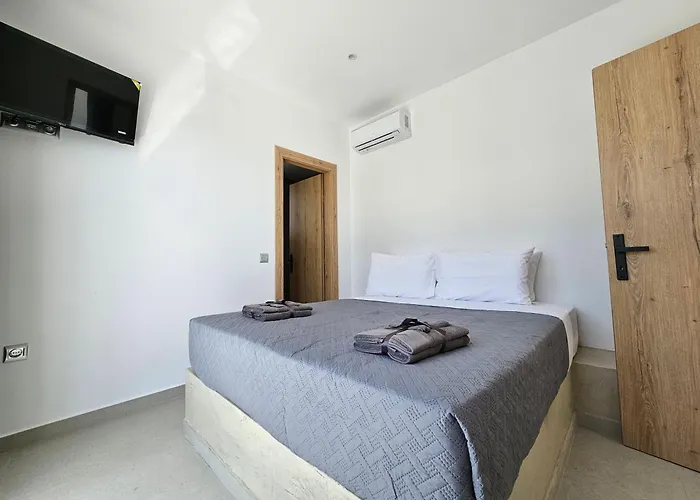 Myrteni Pool Ialysos (Rhodes)