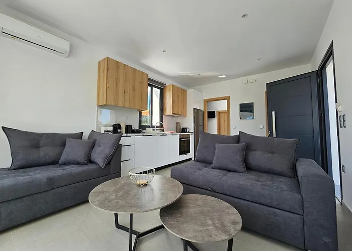 Myrteni Pool Jalisos